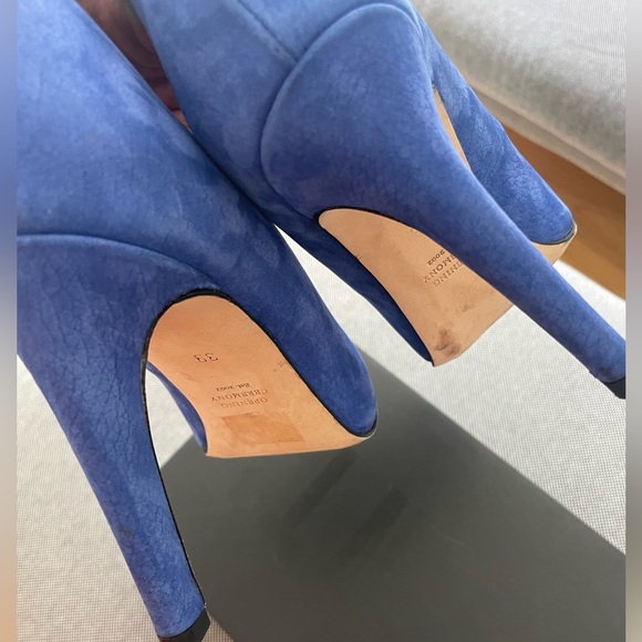 Blue pumps by Opening Ceremony - Picture 3 of 4